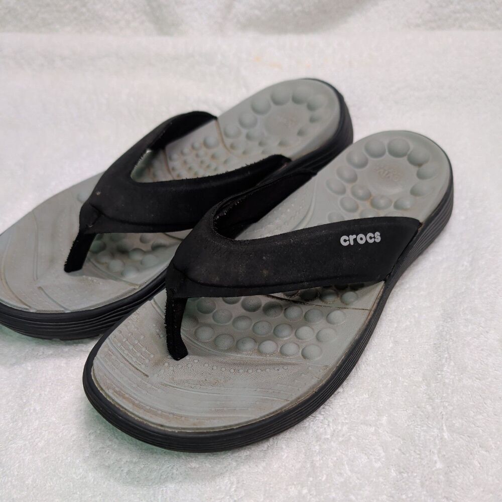 CROCS Black Thongs Flip Flops Sz 10 Sandals Reviva
